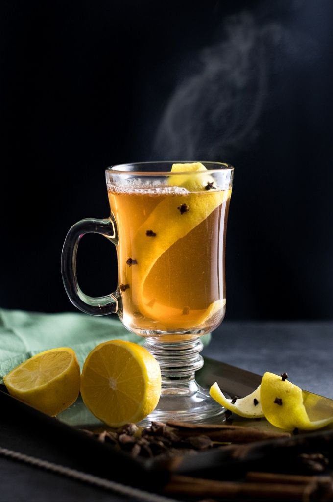 https://www.cocktailcontessa.com/wp-content/uploads/2021/02/Steaming-Hot-Toddy-picture-1.jpg